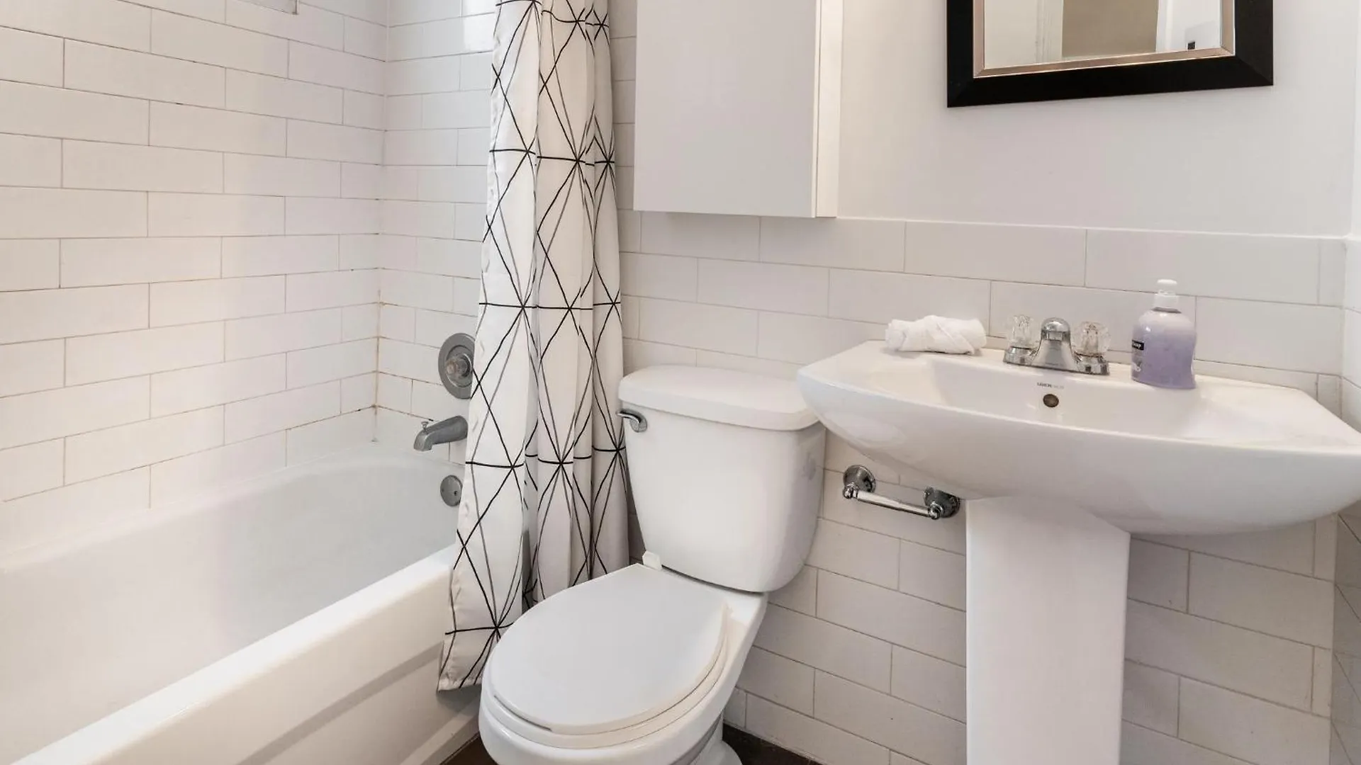 Apartment Grand Appartement 4 Chambres - 335 Montreal